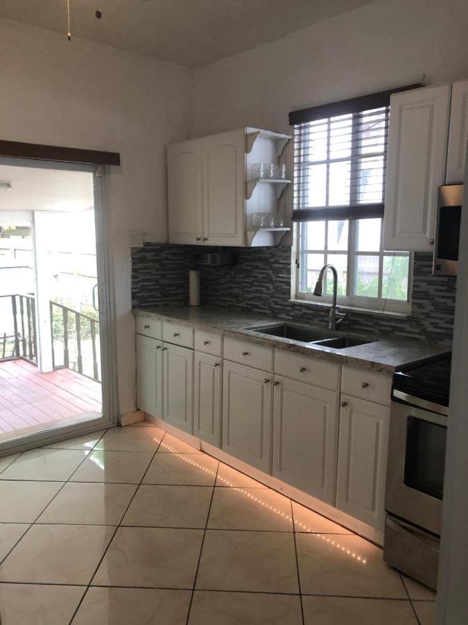 Private Suite Next To Calle Ocho Miami Extérieur photo